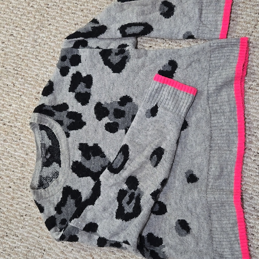 Primark Grey and Black Leopard-Pattern Knit Sweater